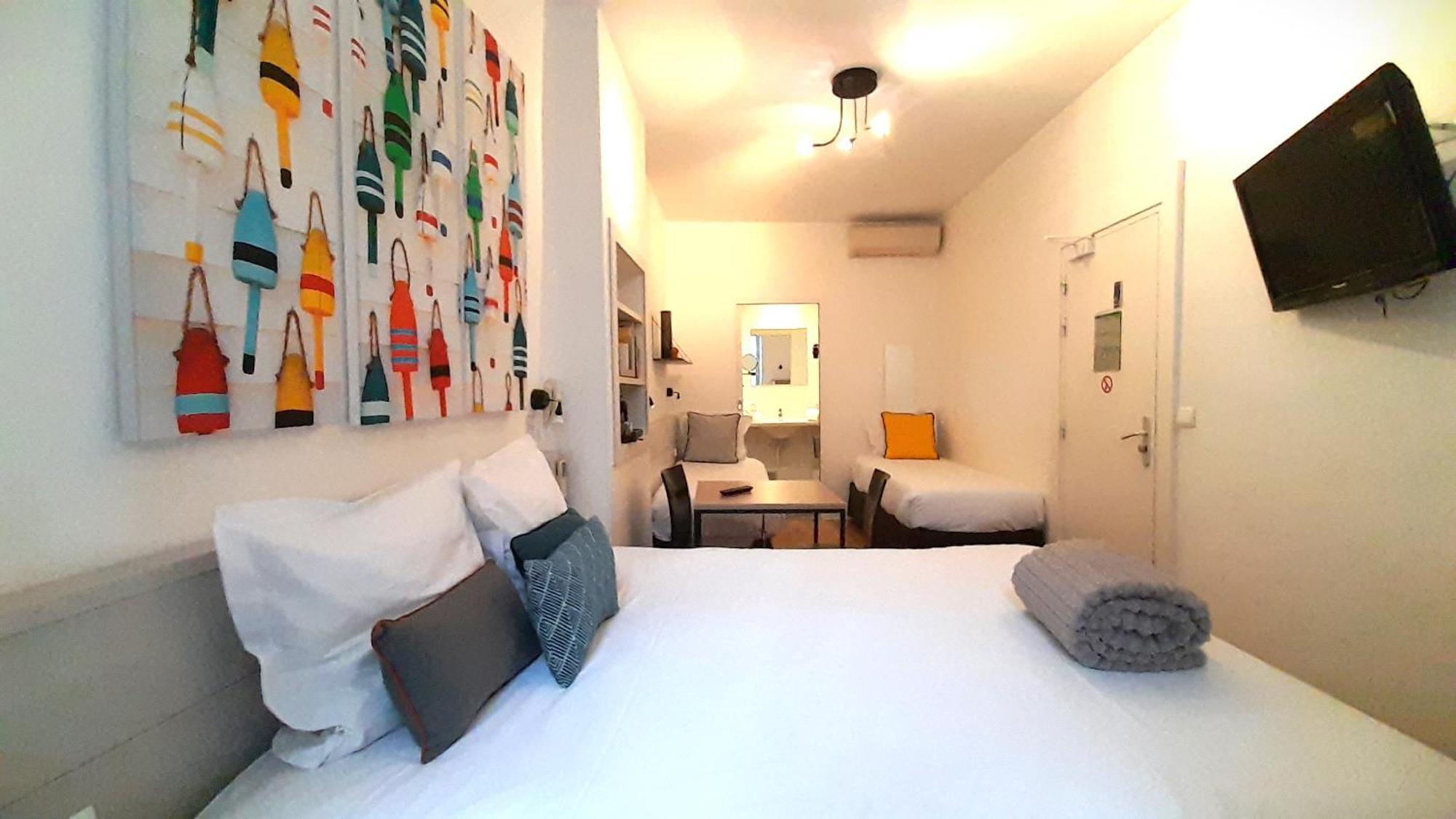 Hotel La Marine, Vieux Port La Rochelle  Eksteriør bilde