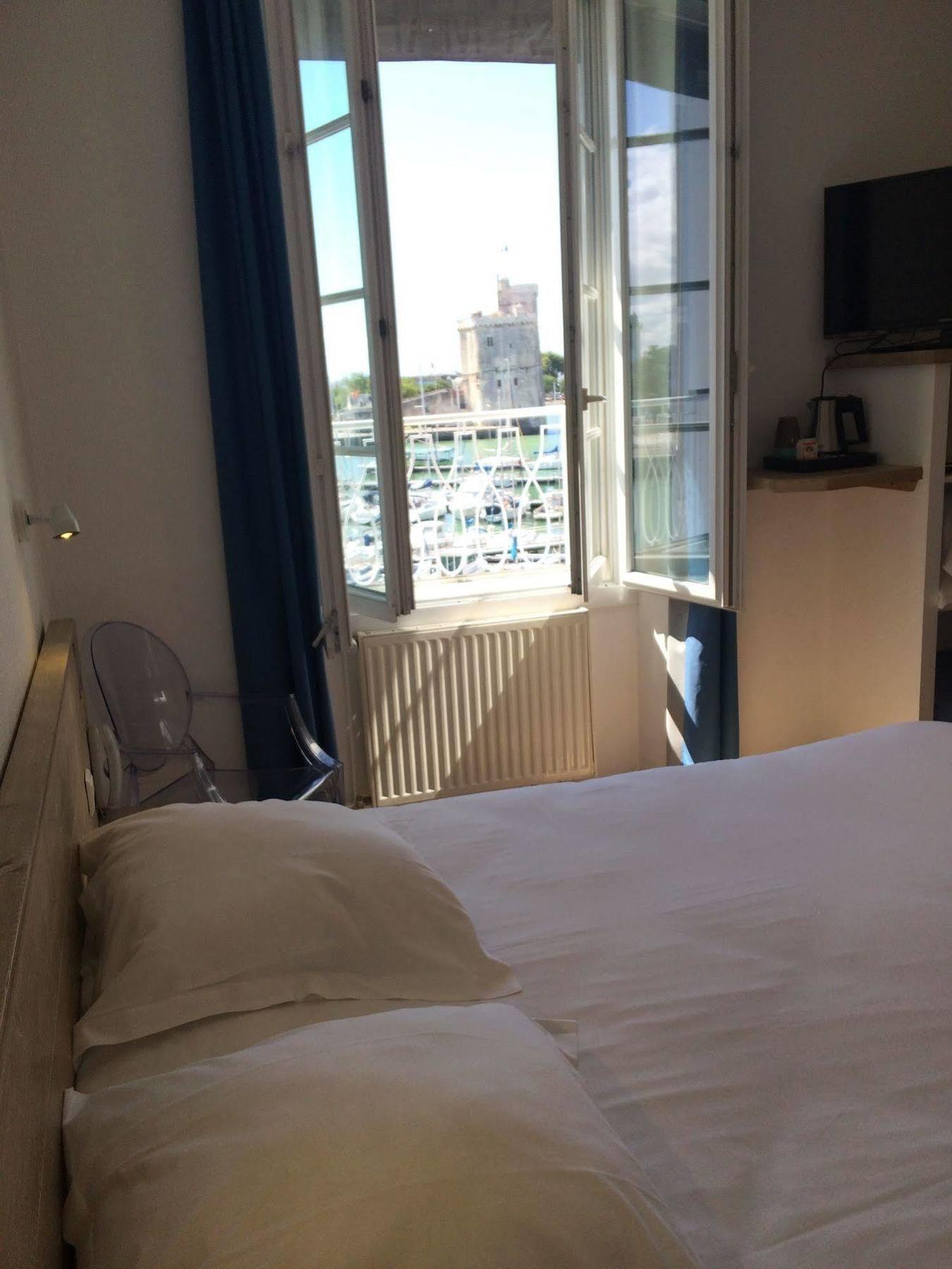Hotel La Marine, Vieux Port La Rochelle  Eksteriør bilde