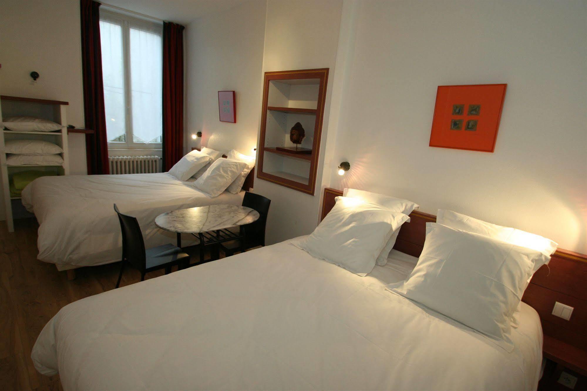 Hotel La Marine, Vieux Port La Rochelle  Eksteriør bilde