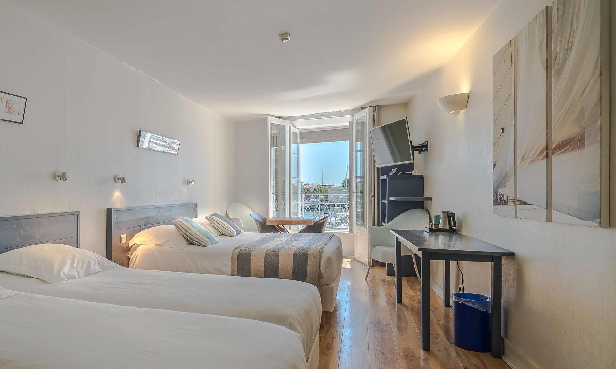 Hotel La Marine, Vieux Port La Rochelle  Eksteriør bilde